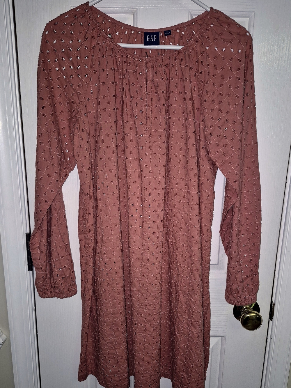 GAP Eyelet Long Sleeve Shift Dress Rose Mauve / Dusty Pink – Women’s Size XS